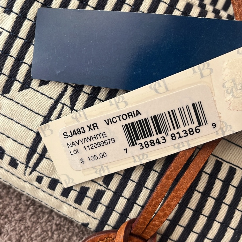 Dooney & Burke Sailboat Bag - Picture 4 of 4
